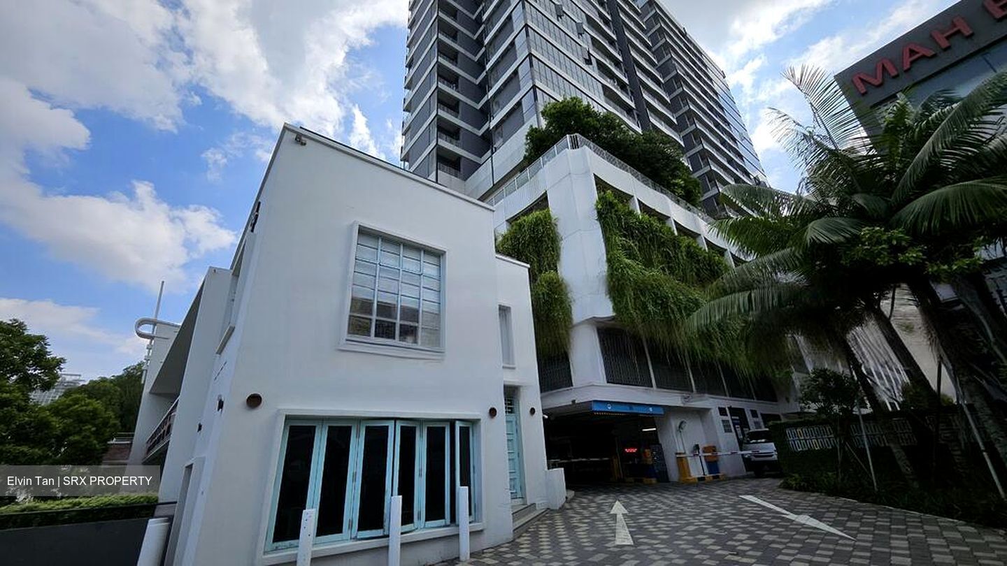 Jui Residences (D12), Shop House #453169561